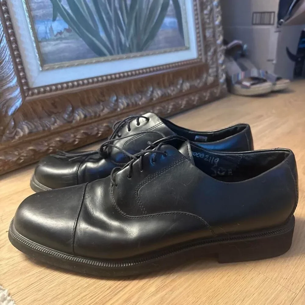 Rockport Men's Black Oxfords